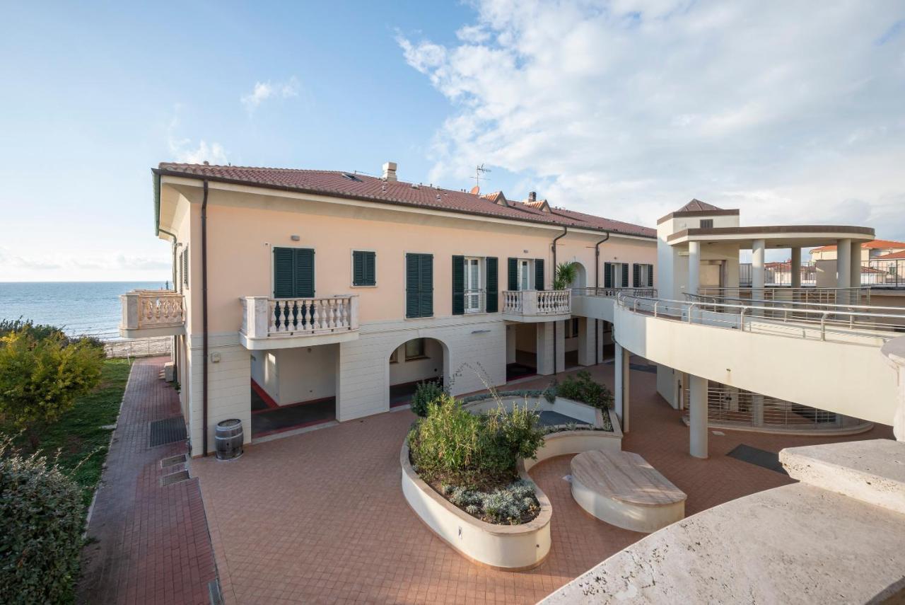 Il Faro Appartamenti San Vincenzo Zewnętrze zdjęcie